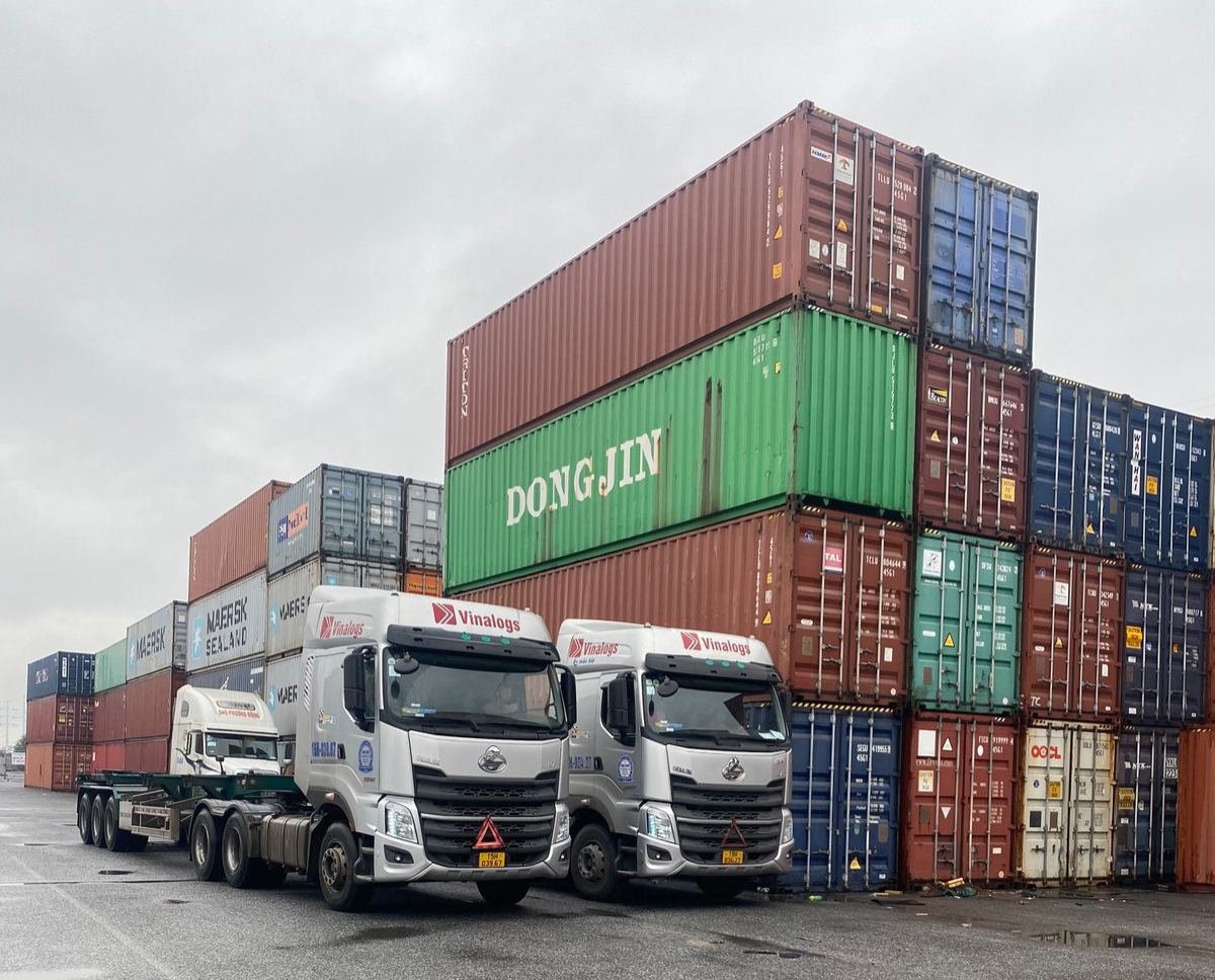 Chuyên các loại xe container cho thuê